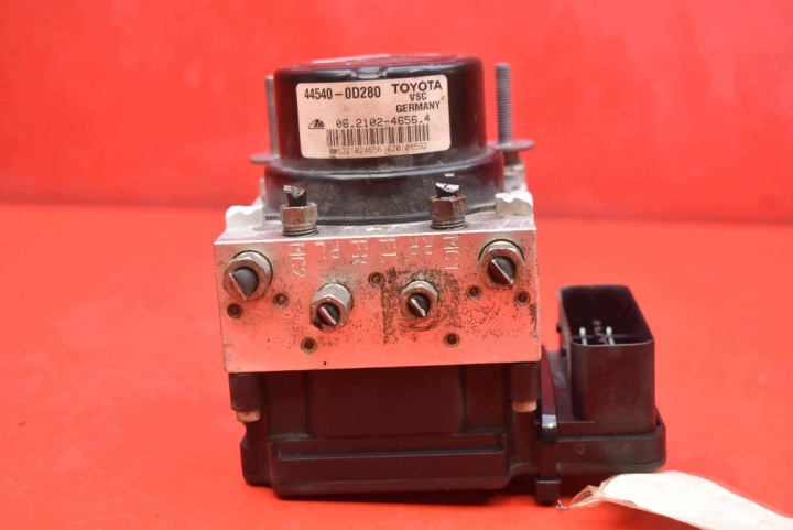 pumpa ABS 44540-0D280 06.2102-4656.4 TOYOTA YARIS 3 III 1.0 VVT-a 72KM LIFT