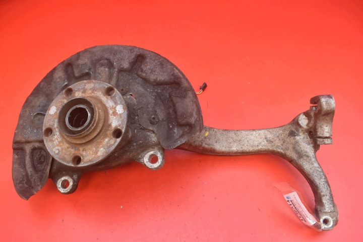 moyeau goupille de pivot gauche avant AUDI A4 B6 2.0 20V 130 KM 00-05