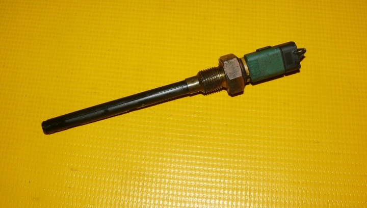 sensor of the level oil FIAT SCUDO II 2 2.0 HDI 136KM 06-16r. 96499344