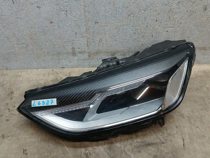 Licht vorne links AUDI A4 B9 8W LIFT 19- FULL LED 8W0941011