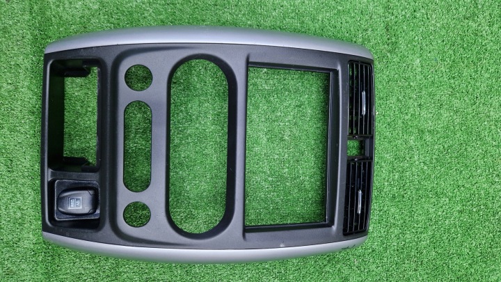 Châssis RADIA du tableau de bord Grille SUZUKI JIMNY 2005R > 2017R 1DIN ZWYKLE RADIO