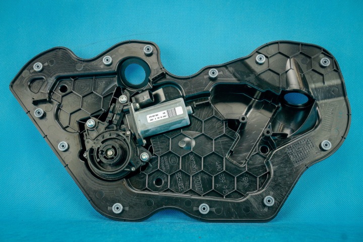 Moteur dociagu Portière Audi A6 A7 A8 S8 4H 4F0837059