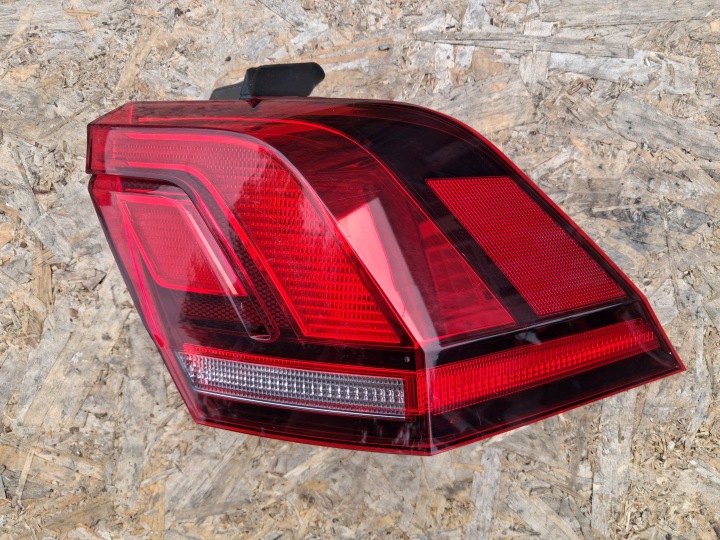 light right rear part right rear VW TIGUAN II 5NA 16-20 5NA945096B
