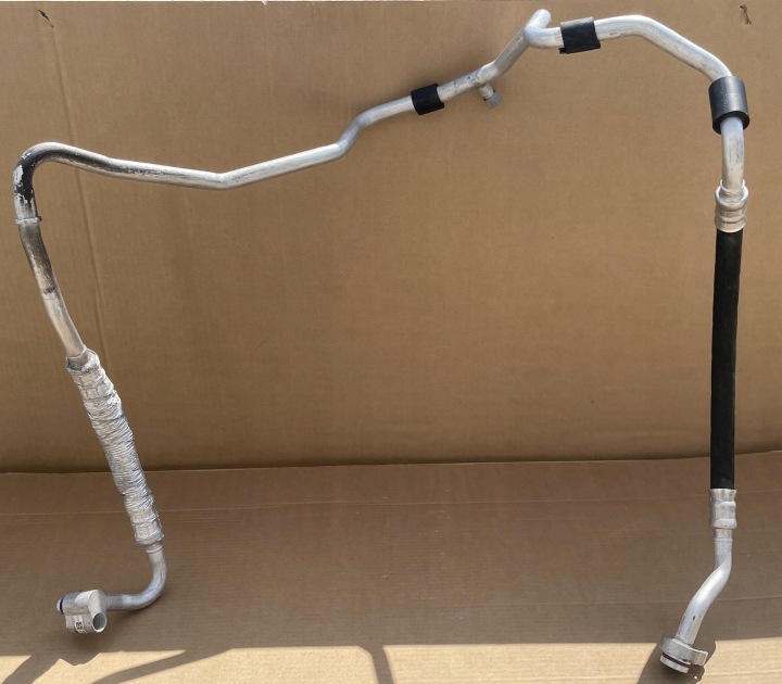 Conduit pieces tuyaux Climatisateur air conditionné 1K0816743H VW SKODA AUDI IDEAL Original