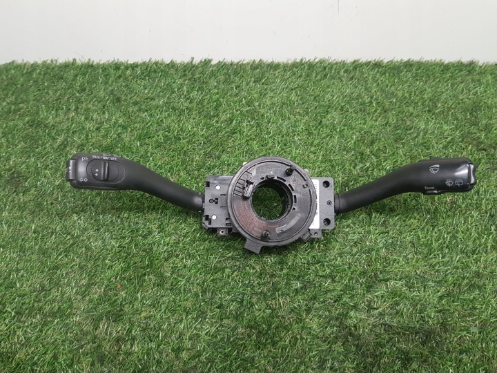 steering wheel levers and controls AUDI A6-C5 4B0953503H