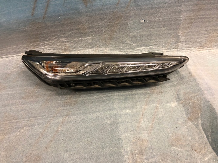 HYUNDAI KONA FANALE FARO Destro DRL LED Destra 92208-J9000 nr.00