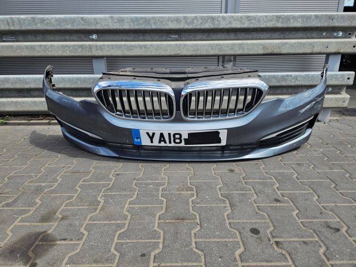BMW 5 G30 G31 Stoßstange vorne komplet 4 PDC BLUESTONE METALLIC (C2Y)