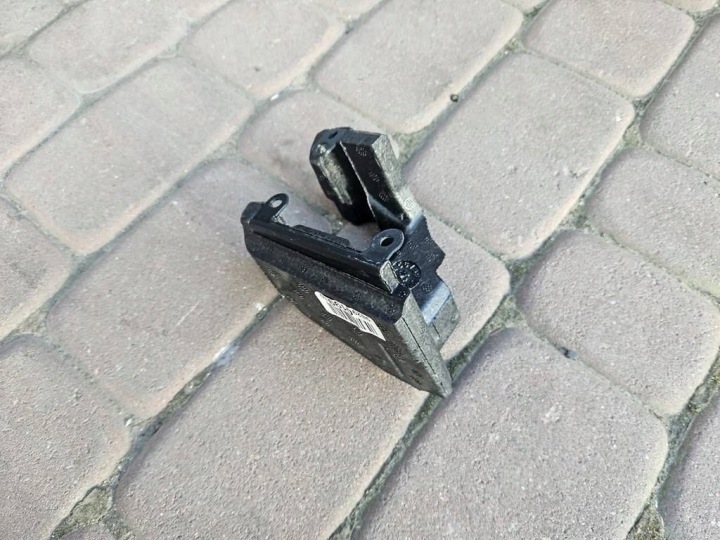 Absorber držač pedal pedalow OPEL ASTRA L 6 VI 9829019980