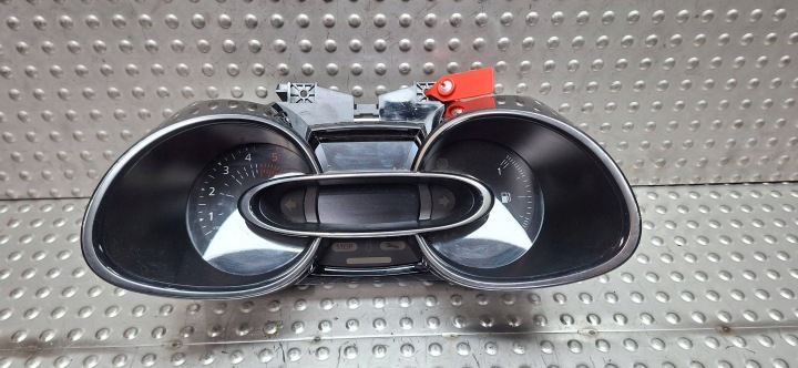dials 248100383R RENAULT CLIO IV LIFT 1.5 DCI 2016