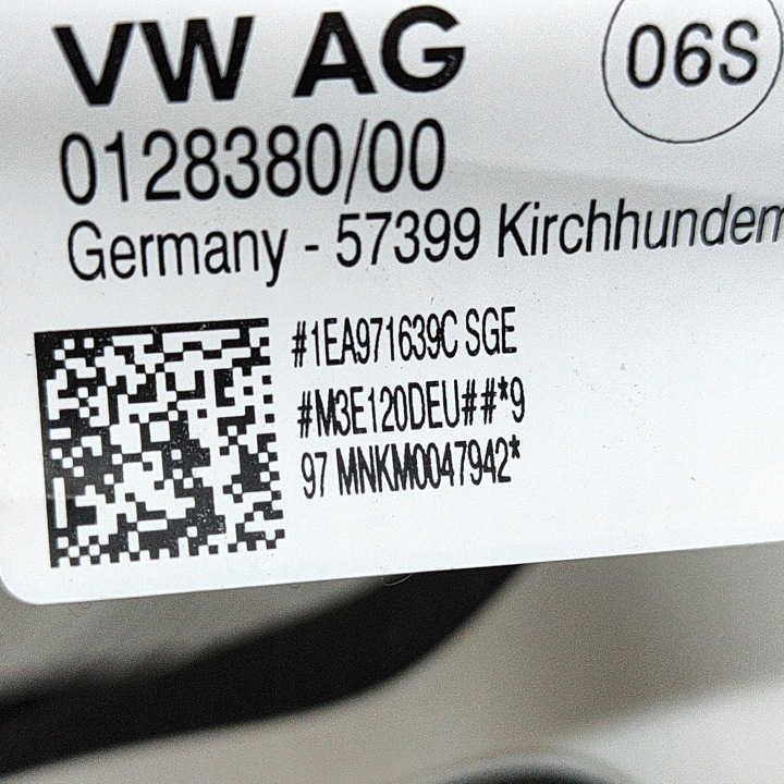 B8 (3G5) 1EA971675AE 25236692 9