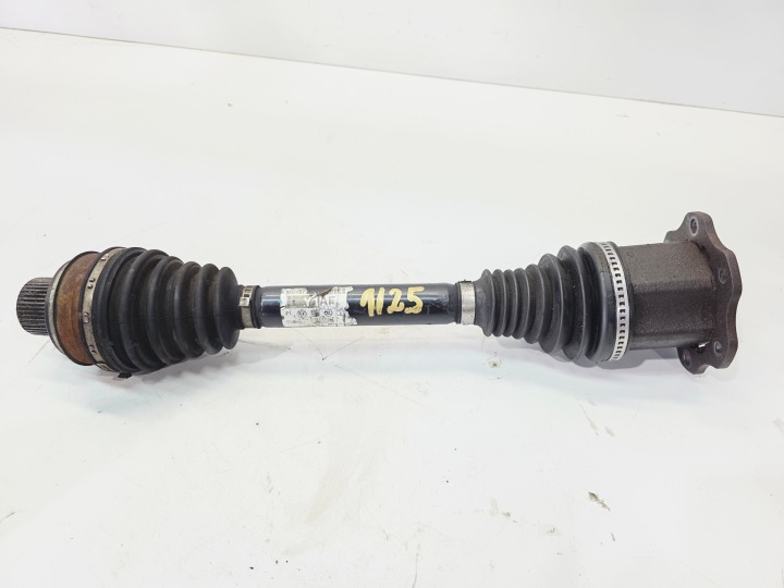 Antriebswelle links oder rechts vorne AUDI A4 B8 A5 8T LIFT 8K0407271AF 1/25