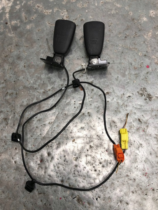ZAPINKI öv, szíj heck VOLVO C30 LIFT 8686940 8686941