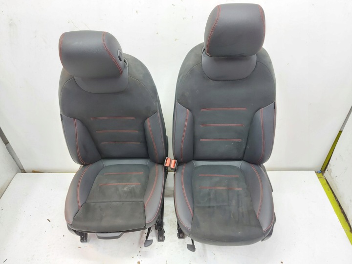 Mercedes GLA 200 II H247 W247 2023r KANAPY Sitze vorne heck KPL AMG GRZANE