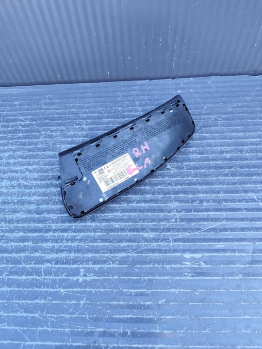MERCEDES GLA 247 airbag airbag seat right 2478603503