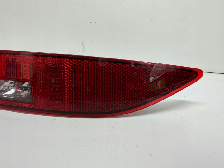 LAMPA v MGIELD REAR DIRECT AUDI Q6 E-TRON 85H945702 7