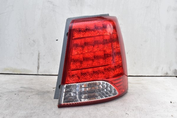 Licht rechts heck KIA SORENTO II 2009-2012R 92402-2P12 EU