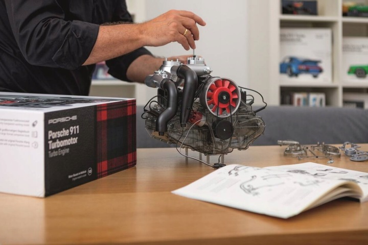 Franzis Двигун Porsche 911 Boxermotor модель механічна для складання — фото 6