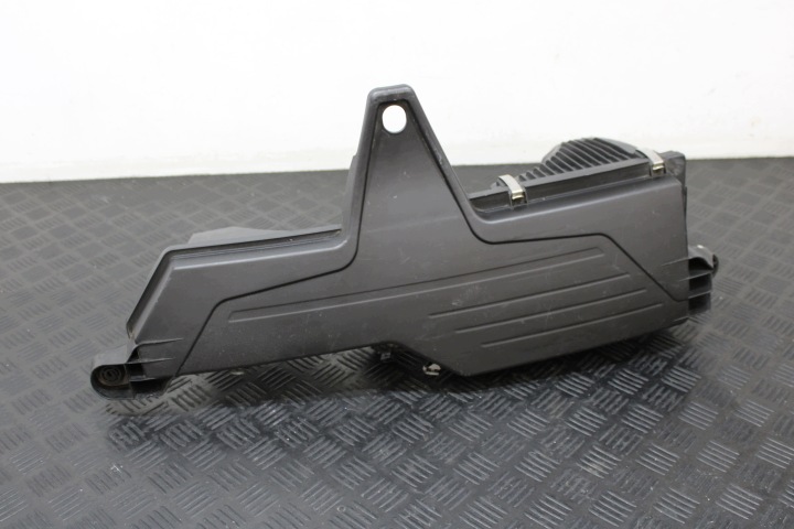 cover of a filter, air 8511655 BMW 1 F20 F21 LIFT m-packet