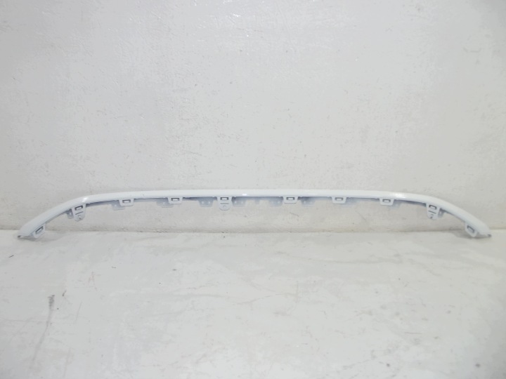 Audi A3 8Y spoiler Moulage Pare choc Avant 8Y0807110