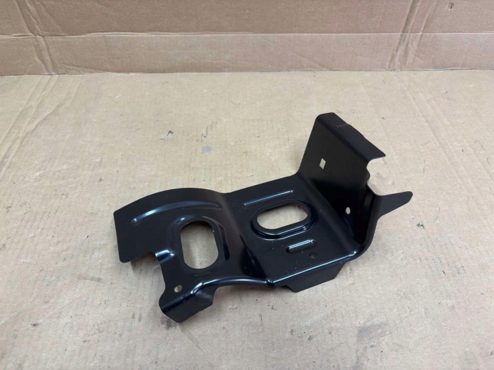 tartó roh PANELU NADWOZIA jobb AUDI Q3 83A813562A