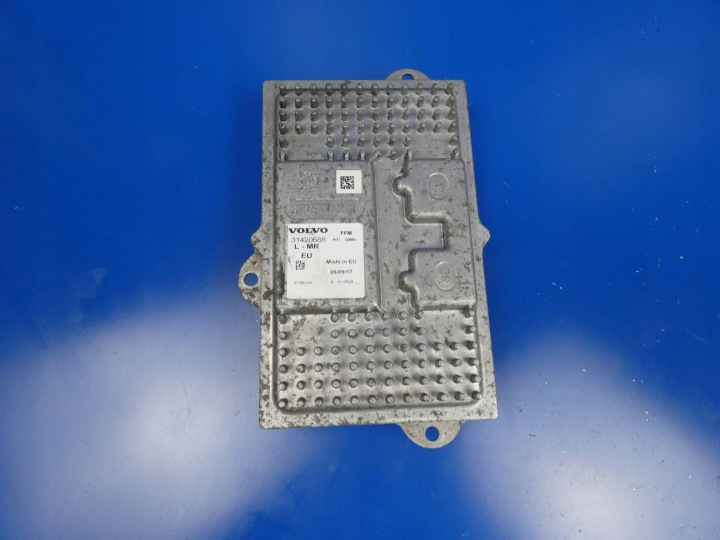 VOLVO XC90 II XC60 II V90 S90 module control unit lights