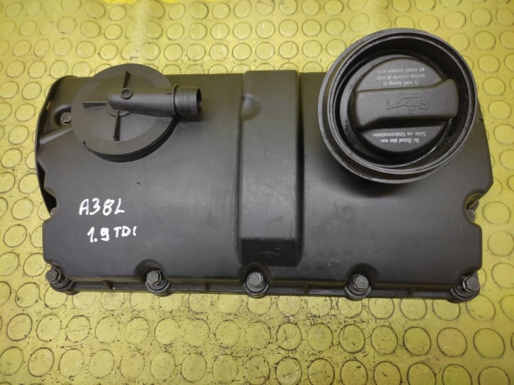 AUDI A3 8L 1.9 TDI COPERCHIO PUNTERIE 038103469