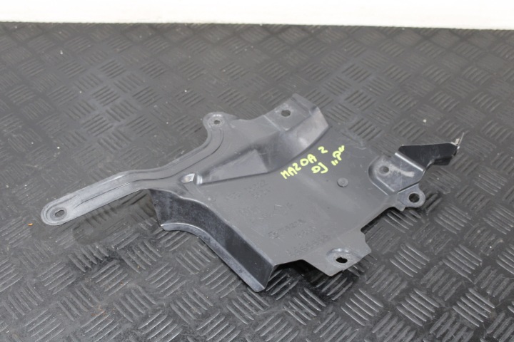 cover cover of the engine right D09H-56341 MAZDA 2 II DJ LIFT
