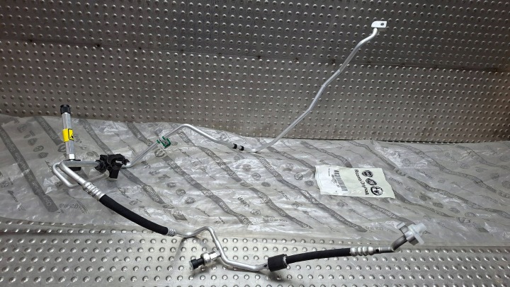 Conduit pieces tuyaux Climatisateur air conditionné 51926963 FIAT 500 1.3 MJET 2007