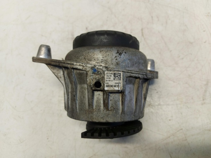 MERCEDES W205 C300e engine mount A2052400200