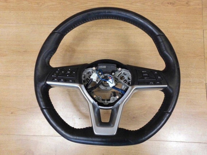 Nissan Qashqai II 2017-2021 LIFT volant
