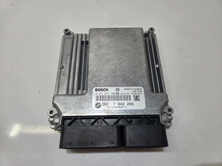 computer of the engine BMW E60 E61 525 D 7802266