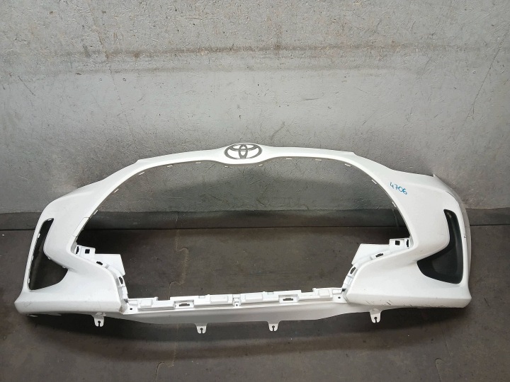 Pare choc Avant TOYOTA YARIS IV 4 20