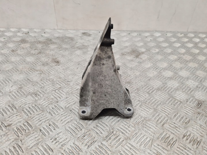 BMW X5 F15 SUPPORTO SUPPORTO MOTORE STAFFA FISSAGGIO 6850750