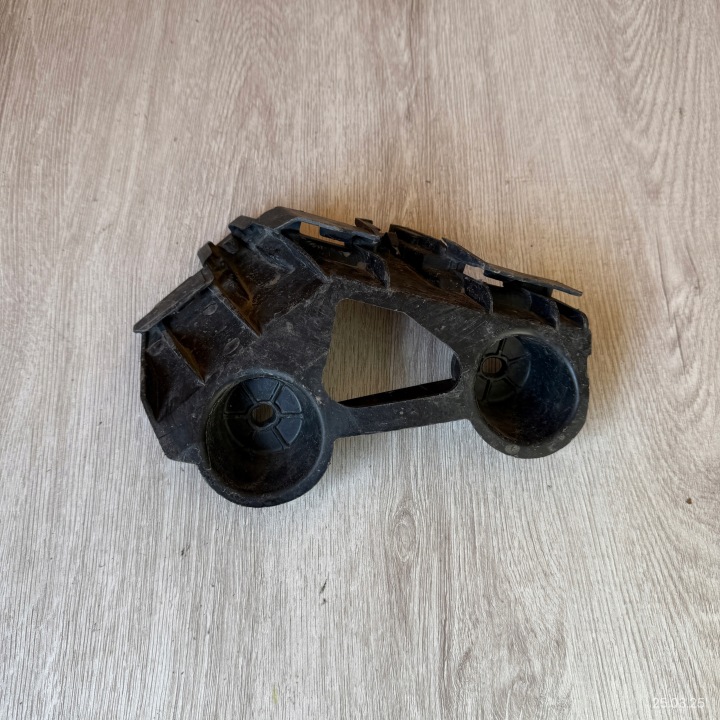 Support montage pare-chocs Arrière Gauche SKODA KAMIQ 658807393A