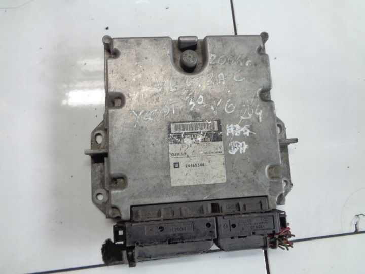 OPEL SIGNUM 3.0CDTI számítógép motor 8973643160