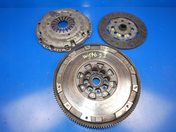 MERCEDES A KLASA W176 B W246 CLA W117 2.2 1.8 CDI DWUMAS Embrayage KOMPLET