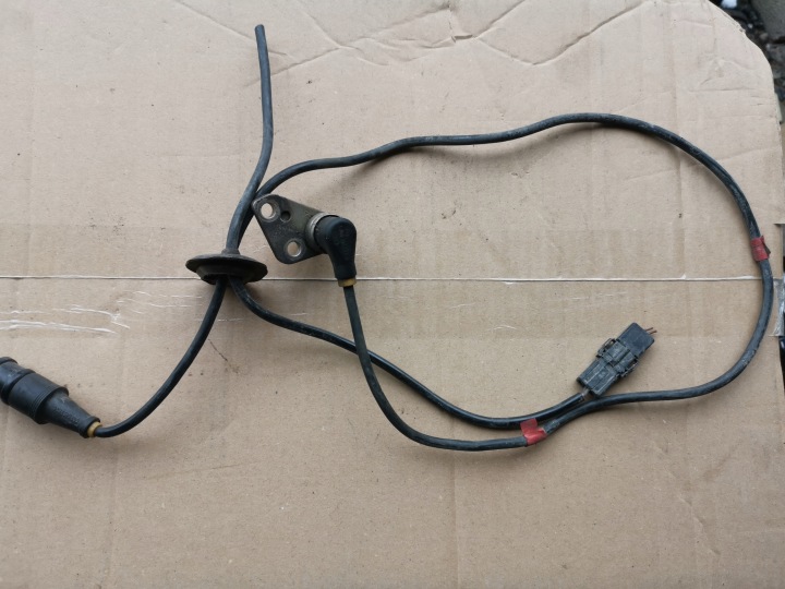 Sensor ABS links vorne MERCEDES W124 0265001110 0265001843