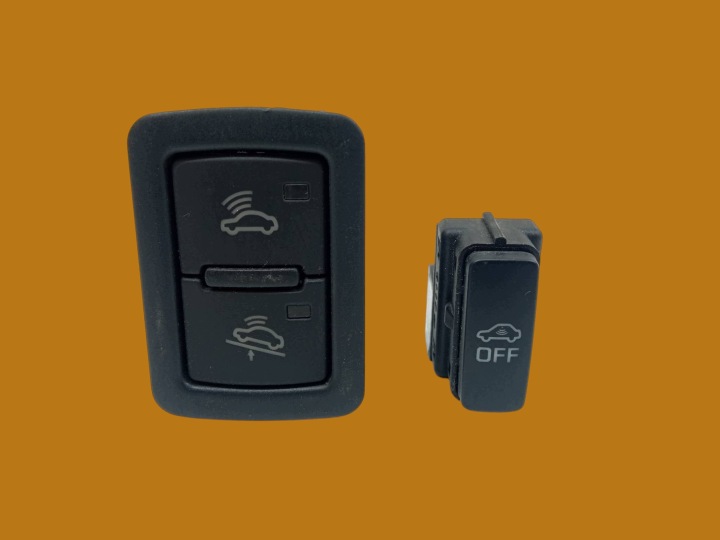 bouton ALARMU KOMPLET 4F0959527 5G0962109 Skoda Superb III (2015-2024)