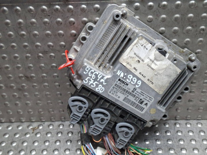 Bedienteil DES MOTORS 0281013332 9664257580 9653958980 CITROEN PEUGEOT 1.6 HDI