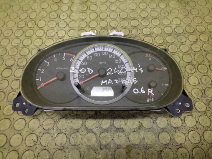 MAZDA 5 2.0 D quadro strumenti TACHIMETRO contagiri CGCC79D