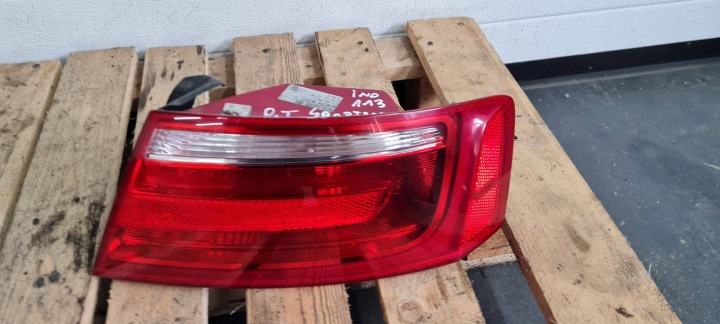 A5 8T LIFT FANALE FARO Destra posteriore Destro posteriore SPORTBACK 8T8945096E
