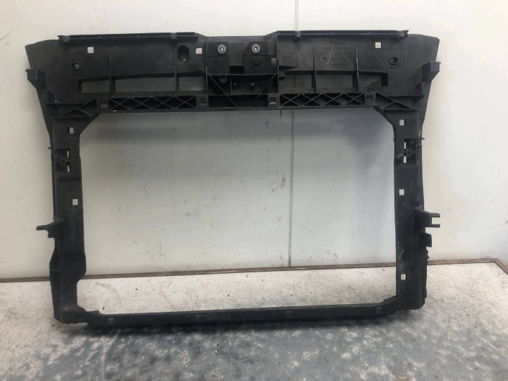 face avant traverse SKODA KAROQ 57A805588H
