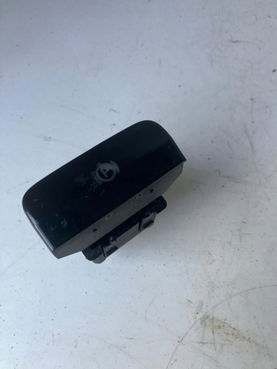 tlačítko elektrická brzda PEUGEOT 3008 a MANUAL 96597938ZD