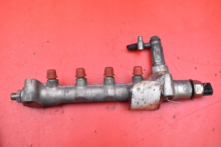 Kraftstoffverteiler Einspritzleiste OPEL ASTRA 4 IV J 1.7 CDTI 125 KM 09-12
