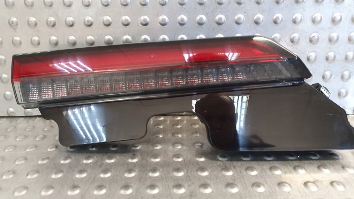 light rear part right VOLVO C40 to the bonnet 21- 32365673