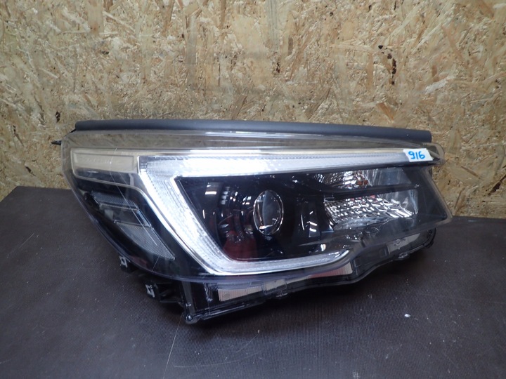 Feux phare Avant Droit SUBARU FORESTER FULL LED 18