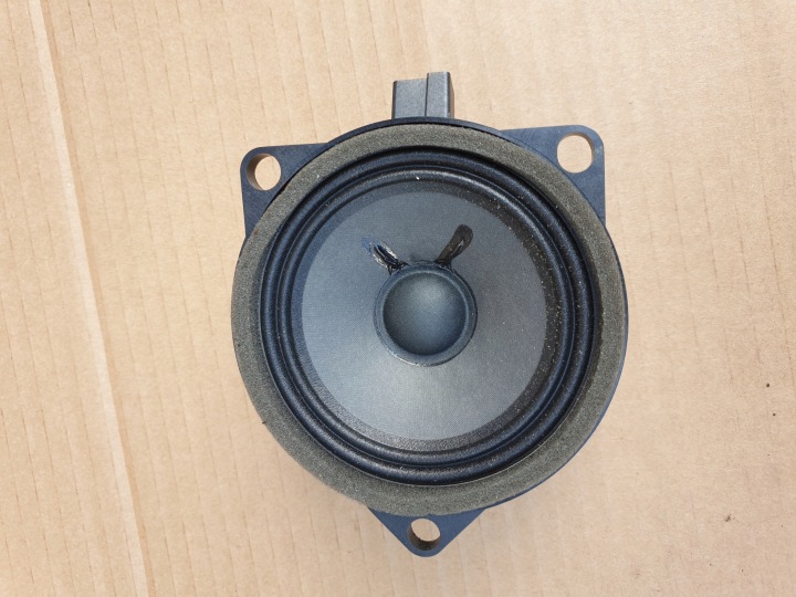 altoparlante porta portiera anteriore VOLVO XC40 OE 31438477