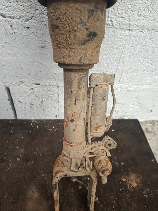 Pneumatic shock absorber Mercedes-Benz R W251 10