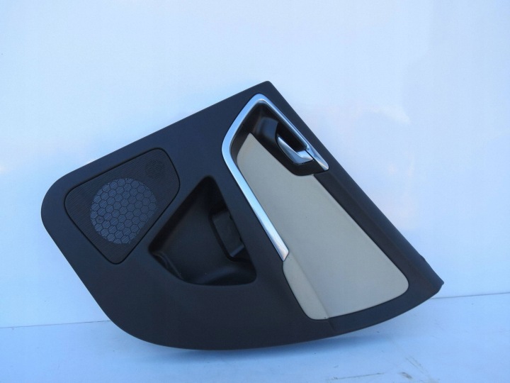 Bok tapacír dvere pravý zadok VOLVO XC60 a 30766413