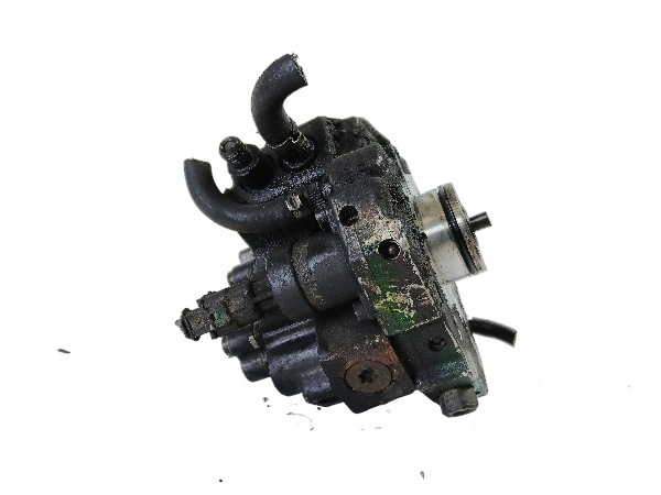 VOLVO S60 and V70 II S80 2.4 D injection pump 8689590